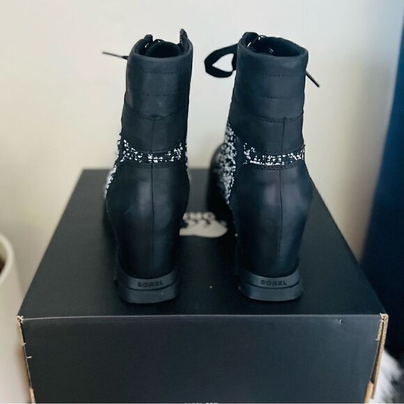SOREL Joan of Arctic Waterproof Wedge III Lexie Lace-Up Bootie, Black, 9.5, NWT - Picture 14 of 16